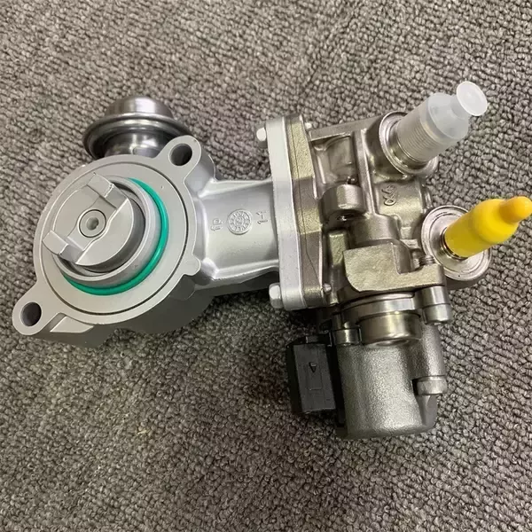 For Mercedes Benz W212 W204 C200 CGI Injection Pump High Pressure Pump A2710703501-